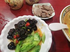 -金杨拉面王小吃面馆·牛三宝面·红烧牛肉粉