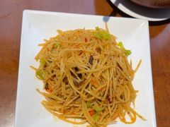 茄子醡炒洋芋丝-怡得观滇餐厅·地道昆明菜·1996(海埂大坝店)