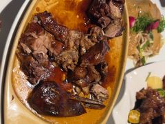 -八府香鸭·啫啫煲(华山路店)