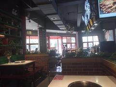 -钢管厂五区小郡肝串串香(滨江店)