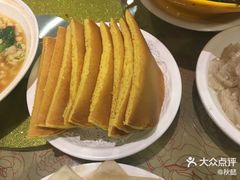 -小锅饭豆腐馆(建大店)