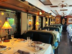 -火车头法国西餐厅