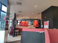 -必胜客(大坪英利店)