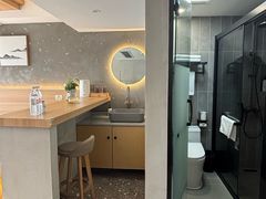 -闲隅江景艺术酒店(解放碑洪崖洞总店)