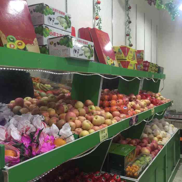 果品汇-"挑了最大的菠萝,同事都说甜,不用盐水泡也."-大众点评移动版