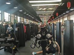 -健龙森俱乐部·游泳·健身·羽毛球综合体育馆
