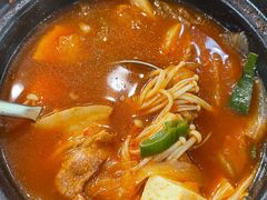 -屋里家延边朝鲜族冷面(梅林3店)