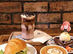 -西关84·History·Art·Cafe