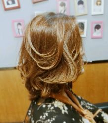 蛋卷发-水灵珑美容造型中心