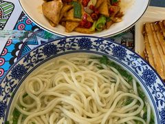 -俏巴蜀烤鱼·重庆菜·烤牛蛙(上海沙龙店)