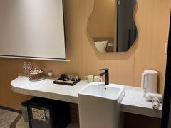 -幸栖洞穴设计酒店(成都春熙路店)