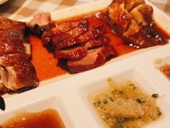 -新大咀港式茶餐厅(宝山万达店)