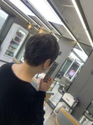 -藤野造型烫发染发