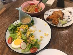 -丽莎沙拉轻食餐厅(国贸店)