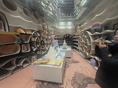 -钟书阁(群光广场店)