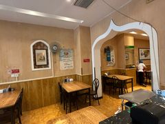 -清真吴记门钉肉饼·喜多利