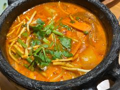 -包整·丝娃娃(一览甲秀楼风景店)