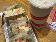 -85度C(生甜甜圈研究工坊·上海局门店)