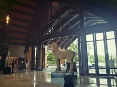 -三亚湾海居铂尔曼度假酒店