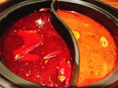 鸳鸯锅（香辣番茄）-江湖六膳門串串香(隆礼路店)