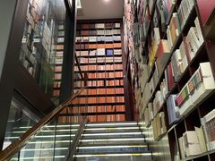 -新华书店(新街口旗舰店)