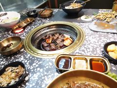 -黑牛の場烤肉(摩天活力城店)