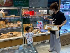 面包甜点陈列柜-巴黎贝甜(大兴大悦春风里店)