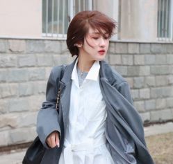 点击看大图 -Hello Lady发型设计