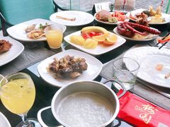 -梅园国际大酒店·自助餐厅(光明港店)