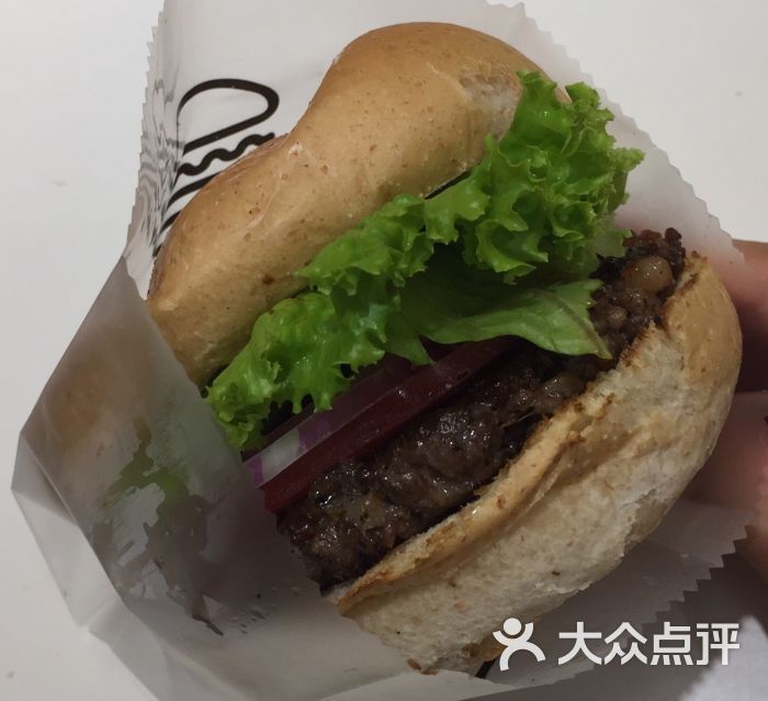 黑椒牛肉汉堡