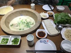 -鲜呦蒸汽石锅鱼(北辰路店)