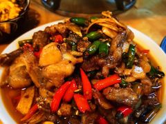 -鸿顺老铁锅美蛙鱼府(解放碑店)
