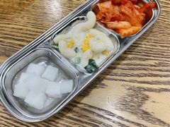 -吴草鸡爪오초닭발韩食堂(融恒盈嘉中心店)