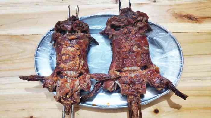 原汁原味烤老鼠-"这个夏天最🔥纪录片当然是人生一串作为..."-大众