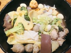 -万记麻辣烫国展总店