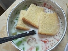 -啰啰冰屋(景洪总店)