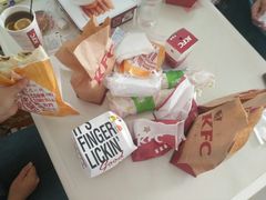 -肯德基(珠峰店)