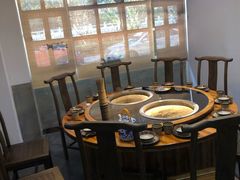 包厢-锅来乐地锅鸡(安亭店)