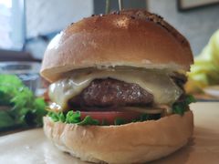 招牌牛肉汉堡-UPPER KITCHEN(延安路店)