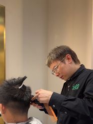 -P.R.O.salon 发哲