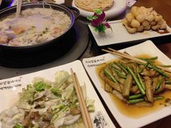 -茅台镇网红溶洞餐厅·茅帮菜馆