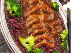 -东豪园林海鲜酒家(南港路辅路店)