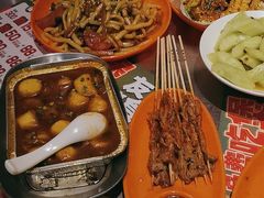 -威记烧嘢·南宁烧烤·超级生牛(绿地店)