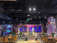 大堂-马路牙子地桌烤肉(工体店)