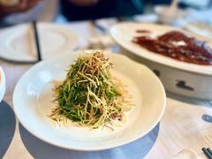 巧拌豆苗-四季民福烤鸭店(王府井灯市口店)