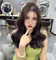 -藤野造型烫发染发