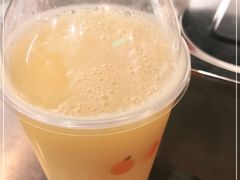 -果之满满鲜榨果汁(美罗城店)