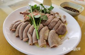 Steamed Pork Intestine and Tripe Noodles