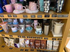 零售区-星巴克(深圳布吉万象汇4F店)