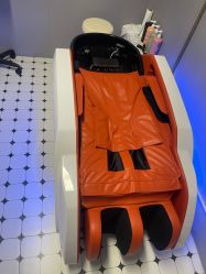 -老男孩男士理容馆·理发·烫染·修面